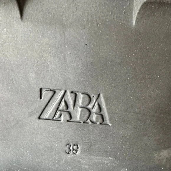 NWT ZARA BLACK LEATHER MOTO COMBAT BOOTS EURO SIZE 39 - Picture 5 of 5